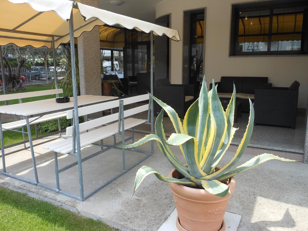 Hotel Jesolo Sand Екстериор снимка