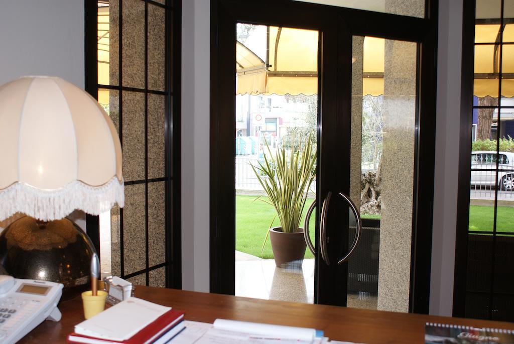 Hotel Jesolo Sand Екстериор снимка