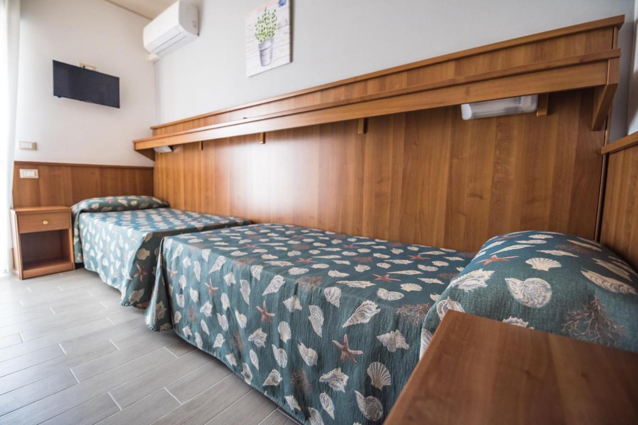 Hotel Jesolo Sand Екстериор снимка